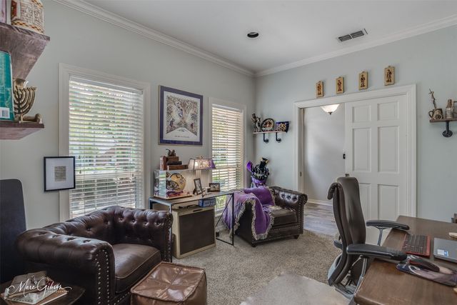 1260 Capilano Drive, Shreveport, LA 71106