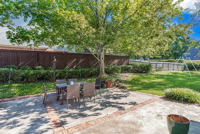 1260 Capilano Drive, Shreveport, LA 71106