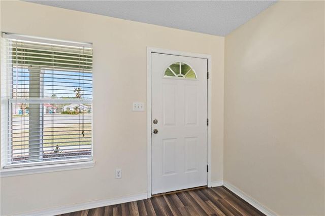 232 Harrison Circle, Gulf Shores, AL 36542