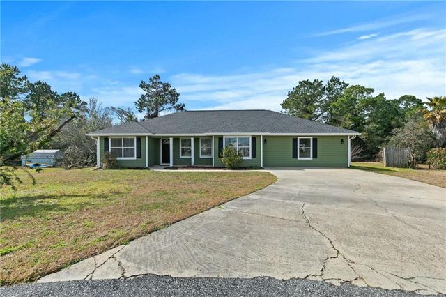232 Harrison Circle, Gulf Shores, AL 36542