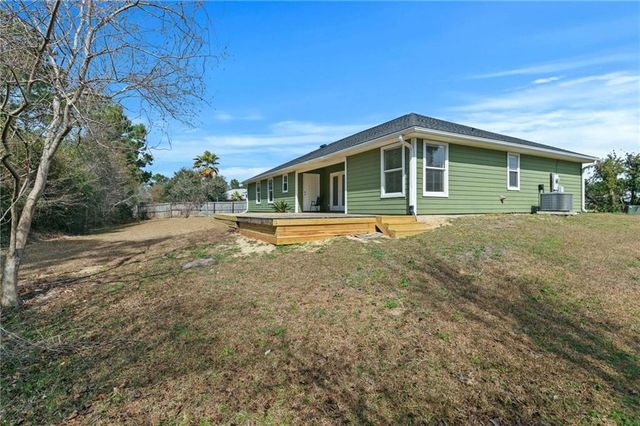232 Harrison Circle, Gulf Shores, AL 36542