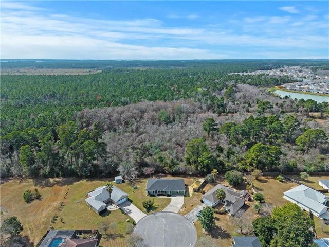 232 Harrison Circle, Gulf Shores, AL 36542