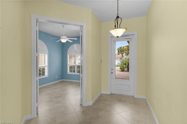 7710 Tommasi CT, Naples, FL 34114