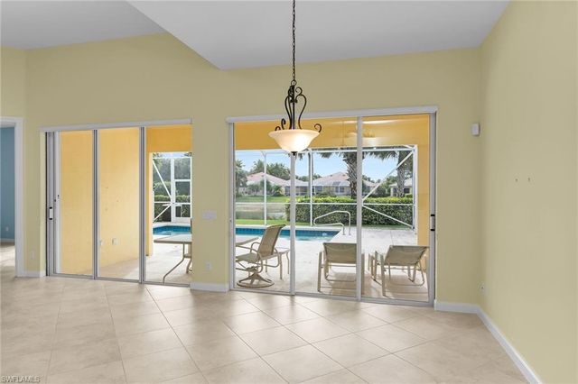 7710 Tommasi CT, Naples, FL 34114