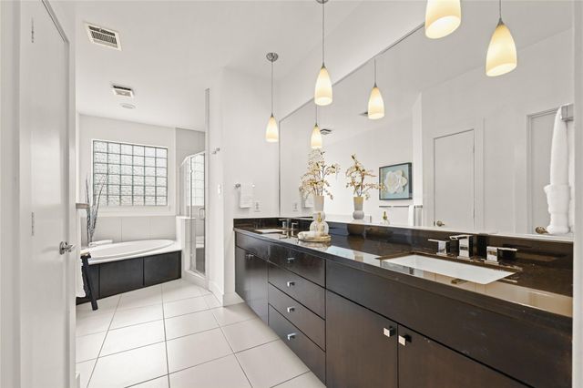 1724 Woodhead Street, Houston, TX 77019