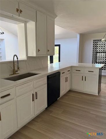 420 El Camino Real Street, Port Lavaca, TX 77979