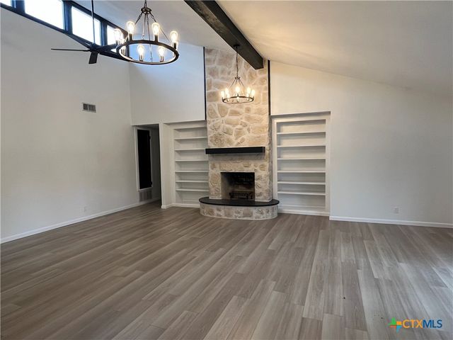 420 El Camino Real Street, Port Lavaca, TX 77979