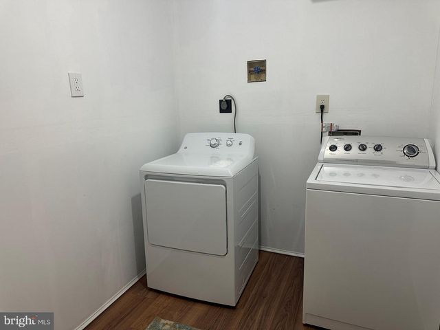 47379 DARKHOLLOW FALLS TER, Sterling, VA 20165