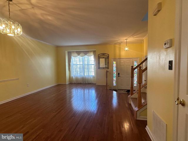 47379 DARKHOLLOW FALLS TER, Sterling, VA 20165