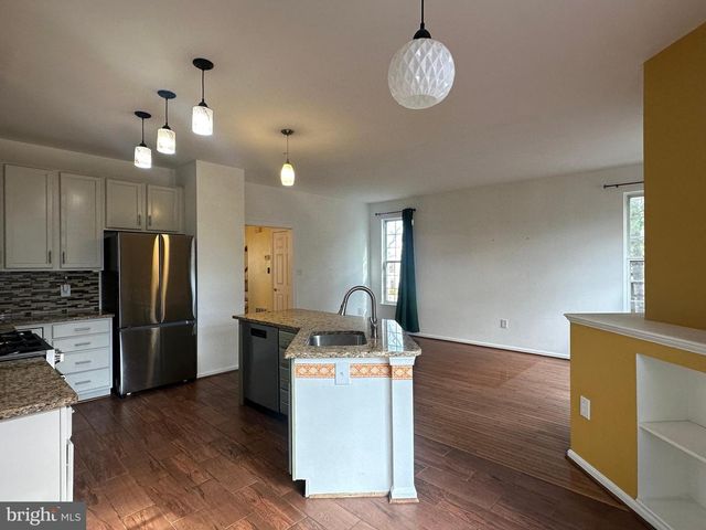 47379 DARKHOLLOW FALLS TER, Sterling, VA 20165