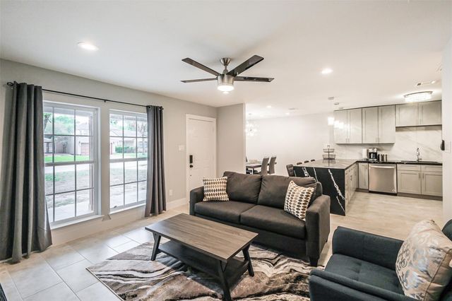 7518 Dearborn Street, Houston, TX 77055