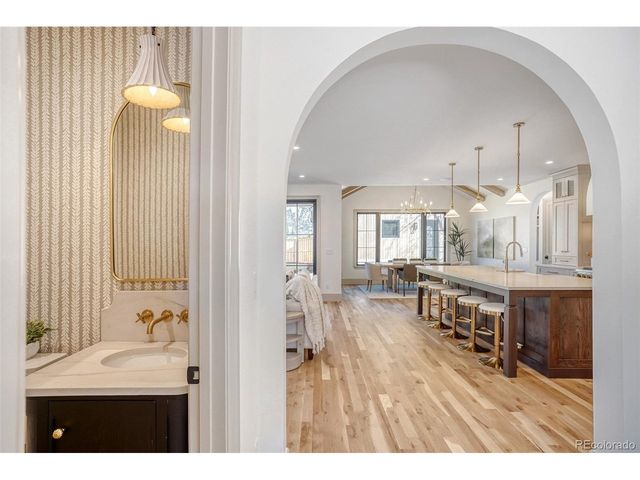 1842 S Corona St, Denver, CO 80210