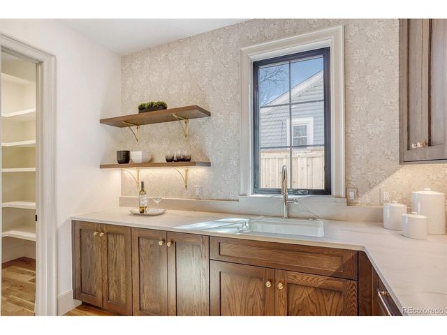 1842 S Corona St, Denver, CO 80210