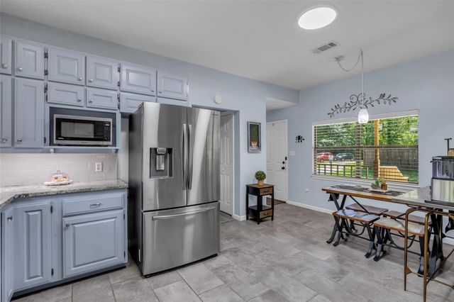 1439 County Road 318, Cleveland, TX 77327
