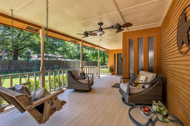 1439 County Road 318, Cleveland, TX 77327