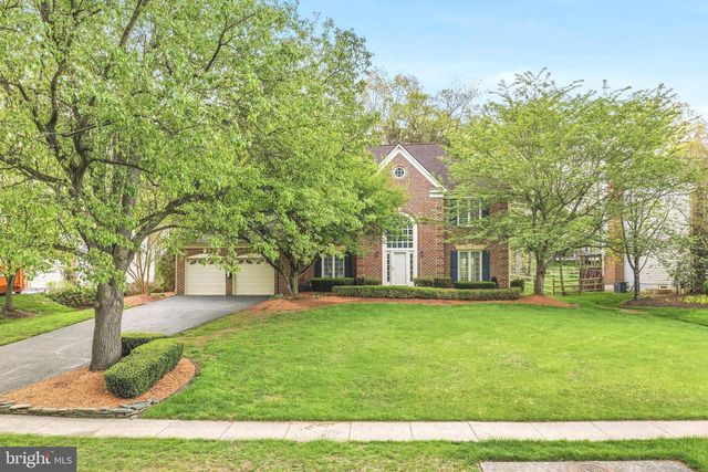 15118 WETHERBURN DR, Centreville, VA 20120