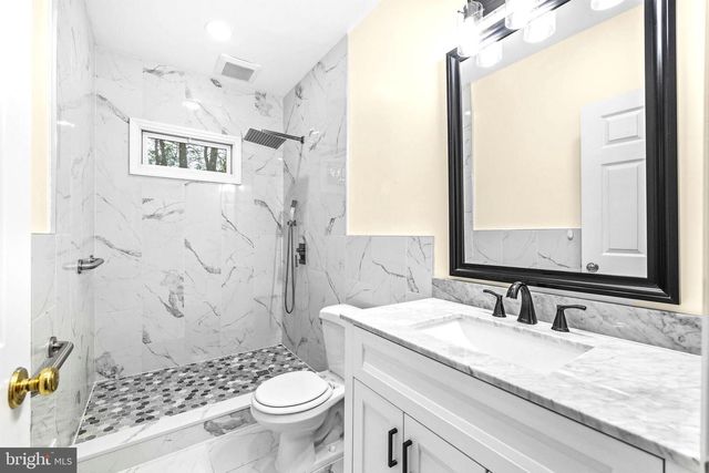 15118 WETHERBURN DR, Centreville, VA 20120
