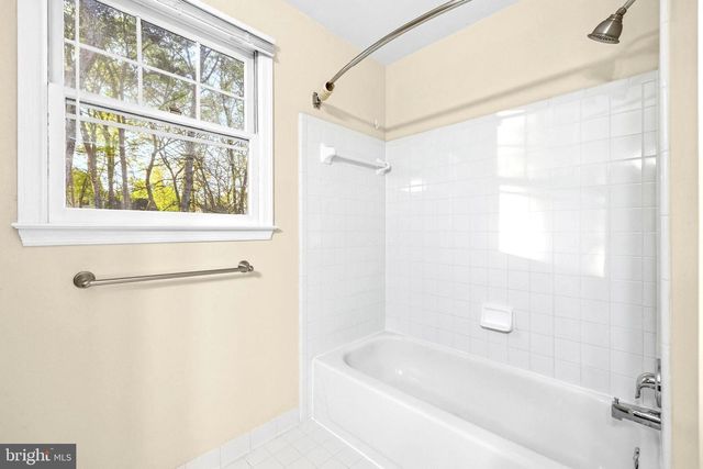 15118 WETHERBURN DR, Centreville, VA 20120