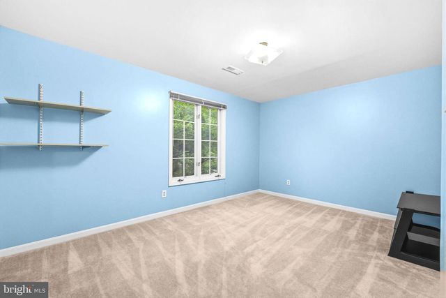 15118 WETHERBURN DR, Centreville, VA 20120