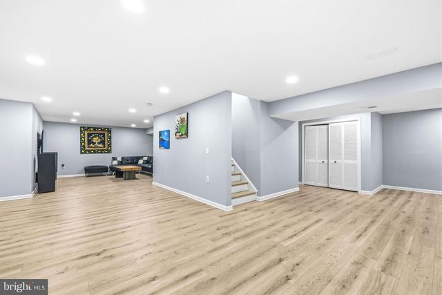 15118 WETHERBURN DR, Centreville, VA 20120