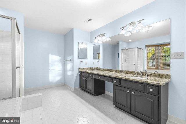 15118 WETHERBURN DR, Centreville, VA 20120