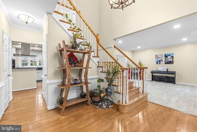 15118 WETHERBURN DR, Centreville, VA 20120