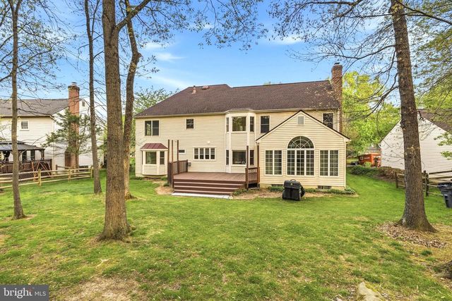 15118 WETHERBURN DR, Centreville, VA 20120