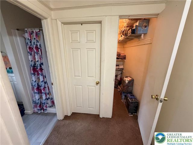 1000 West Wilkes Barre Street, Easton, PA 18042