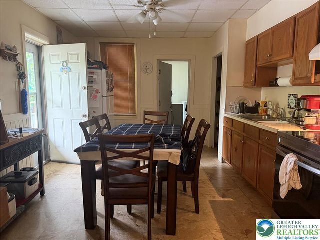 1000 West Wilkes Barre Street, Easton, PA 18042
