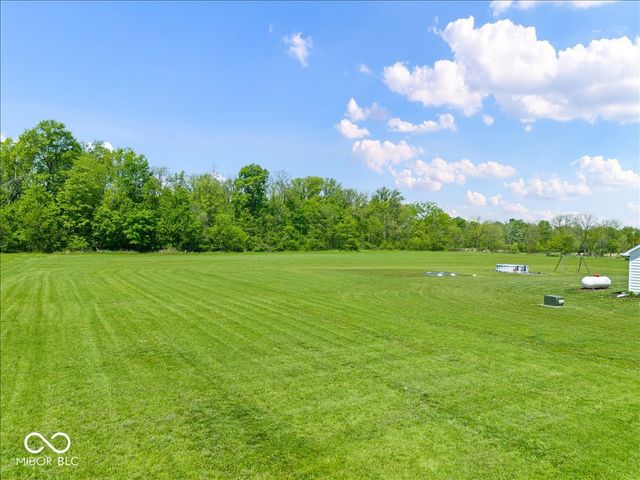 7402 N 640 E, Lebanon, IN 46052