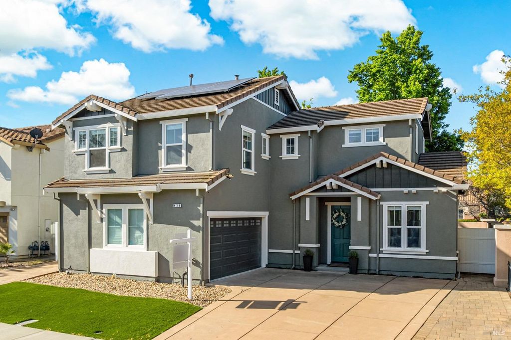 438 Tilden Cir, Vacaville, CA 95688
