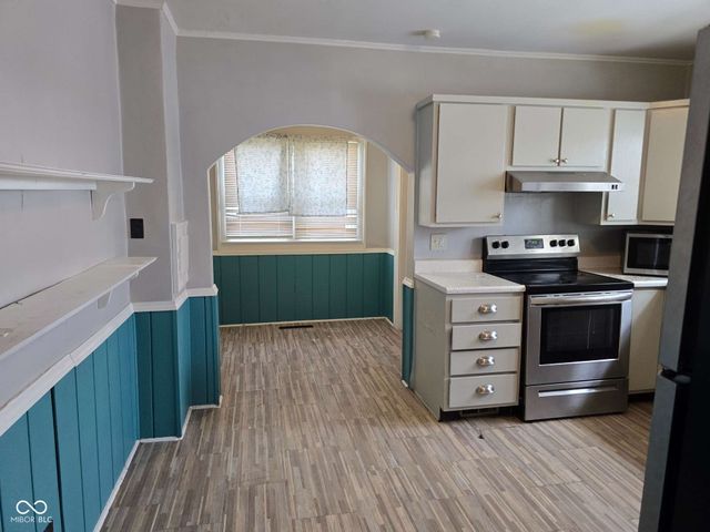 814 N Dequincy Street, Indianapolis, IN 46201