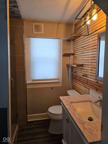 814 N Dequincy Street, Indianapolis, IN 46201