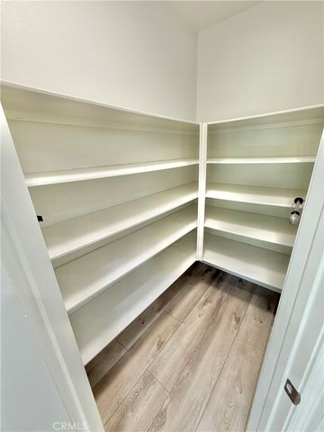 27617 Bottle Brush Way, Murrieta, CA 92562