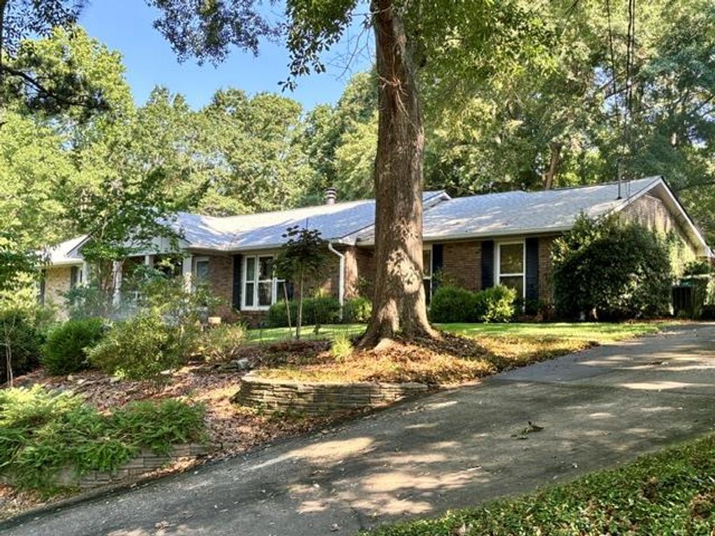 409 Dalton Drive, Columbus, GA 31904