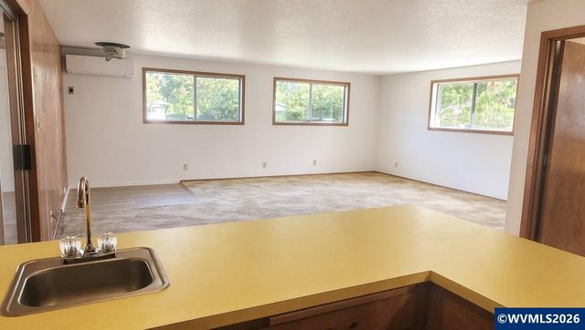 1167 Ring St NE, Keizer, OR 97303