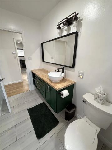 6021 Olive Avenue, Long Beach, CA 90805