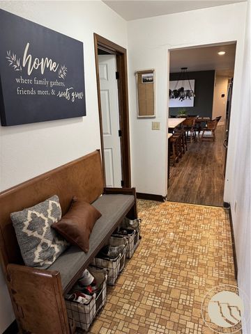 2759 N 13th Road, Worden, MT 59088