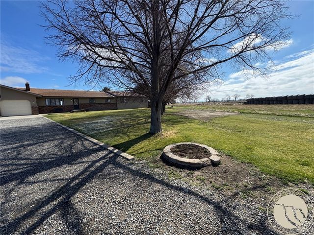 2759 N 13th Road, Worden, MT 59088