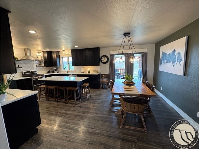2759 N 13th Road, Worden, MT 59088
