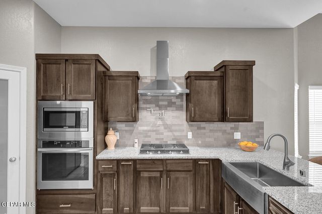 15320 Conviction Avenue, El Paso, TX 79938
