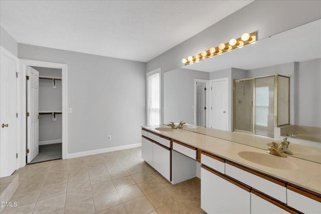 102 Durington Place, Cary, NC 27518