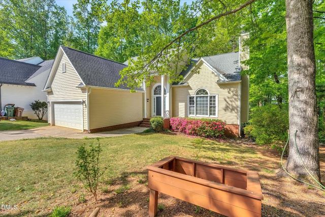 102 Durington Place, Cary, NC 27518