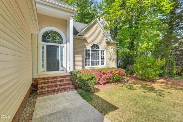 102 Durington Place, Cary, NC 27518
