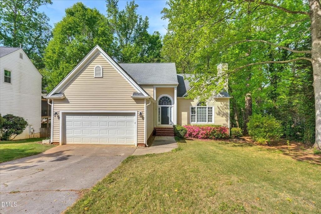 102 Durington Place, Cary, NC 27518