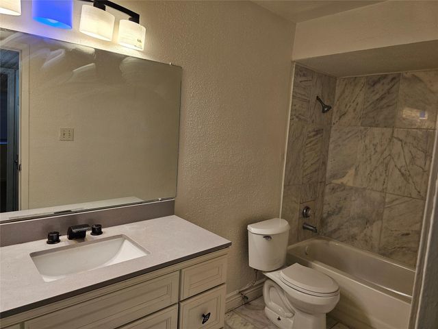 12627 Ashford Meadow Drive, Houston, TX 77082