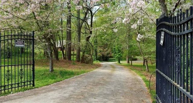 3000 Cathedral Place, Decatur, GA 30034