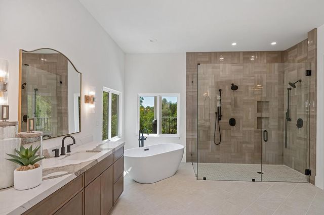 6275 Barcelona Ct, Granite Bay, CA 95746
