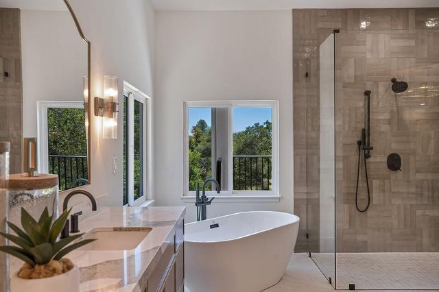6275 Barcelona Ct, Granite Bay, CA 95746