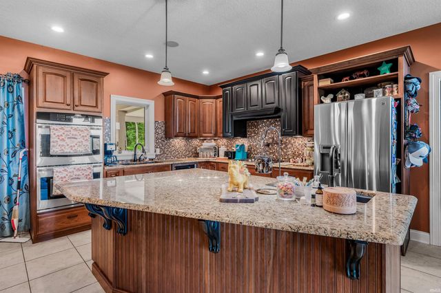 3330 Hursh Road, Fort Wayne, IN 46845
